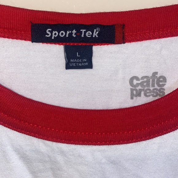 Family Guy tee - Picture 4 of 5